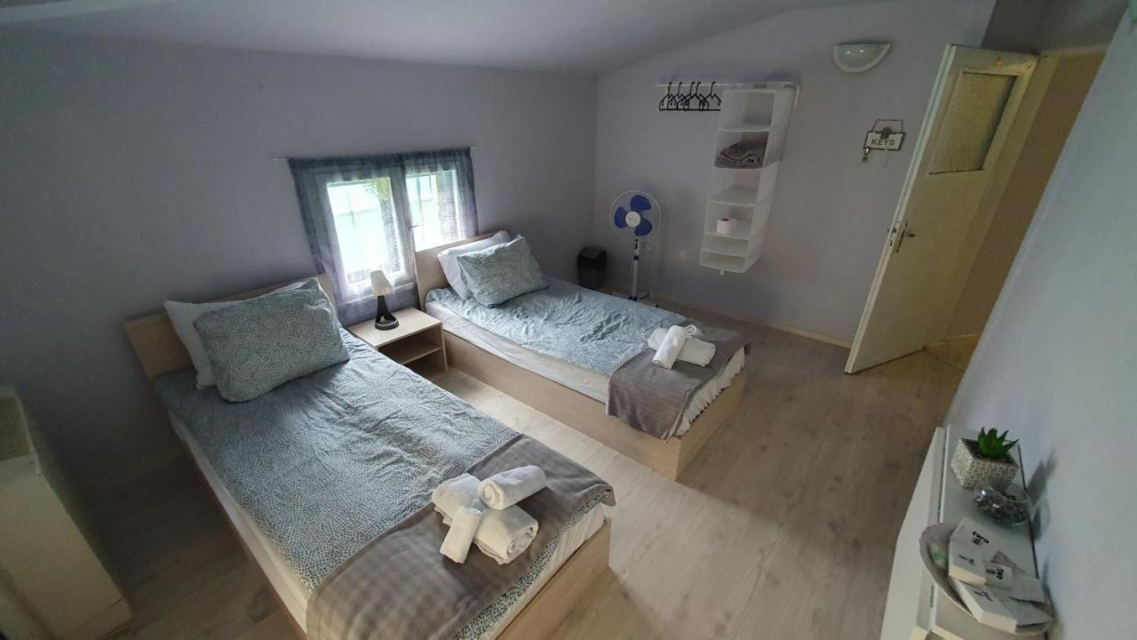 Стаи За Гости Sun House Apartment Varna Bagian luar foto