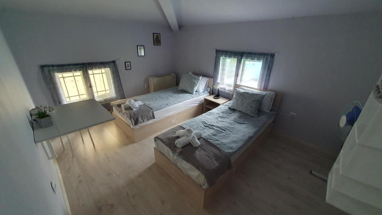 Стаи За Гости Sun House Apartment Varna Bagian luar foto